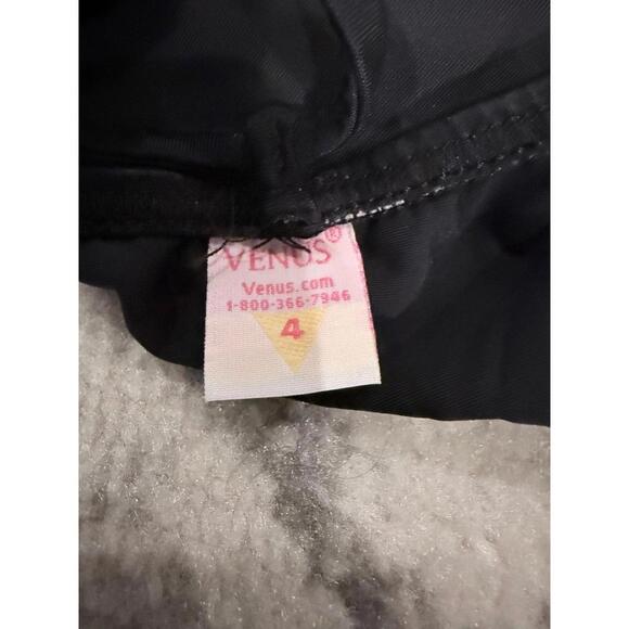 Venus black bikini bundle - Picture 11 of 12